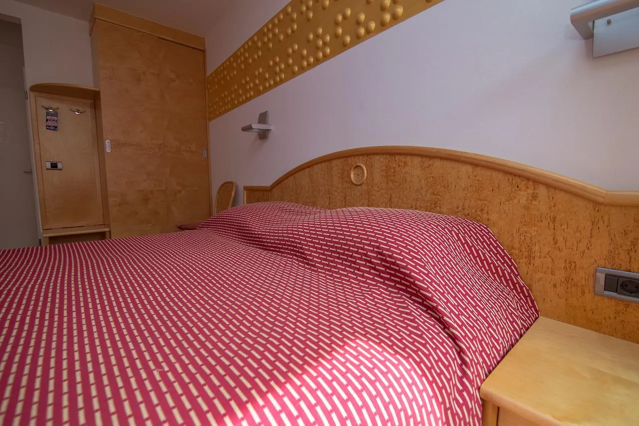 فندق مبيت وإفطار Veli Lošinj Bed&Breakfast Saturn
