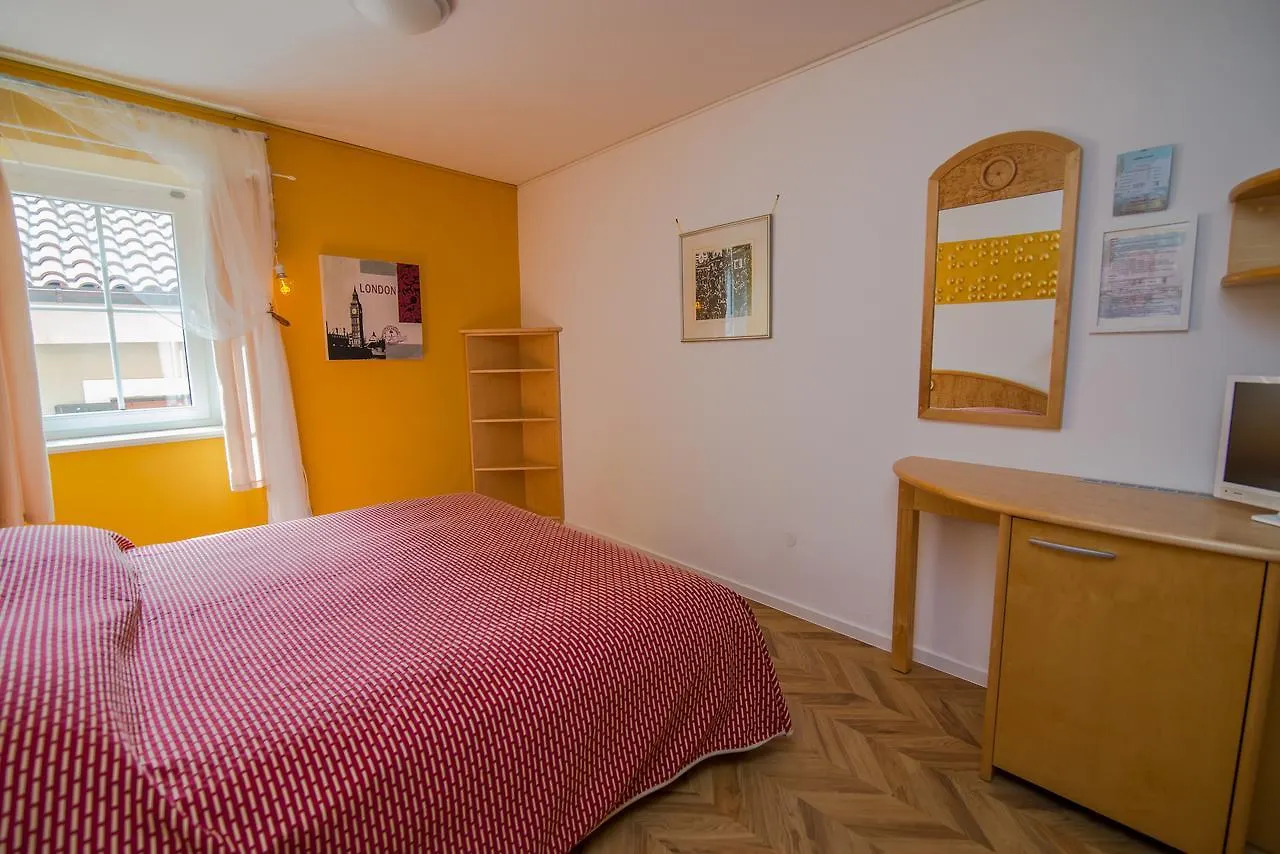 Veli Lošinj Bed&Breakfast Saturn كرواتيا